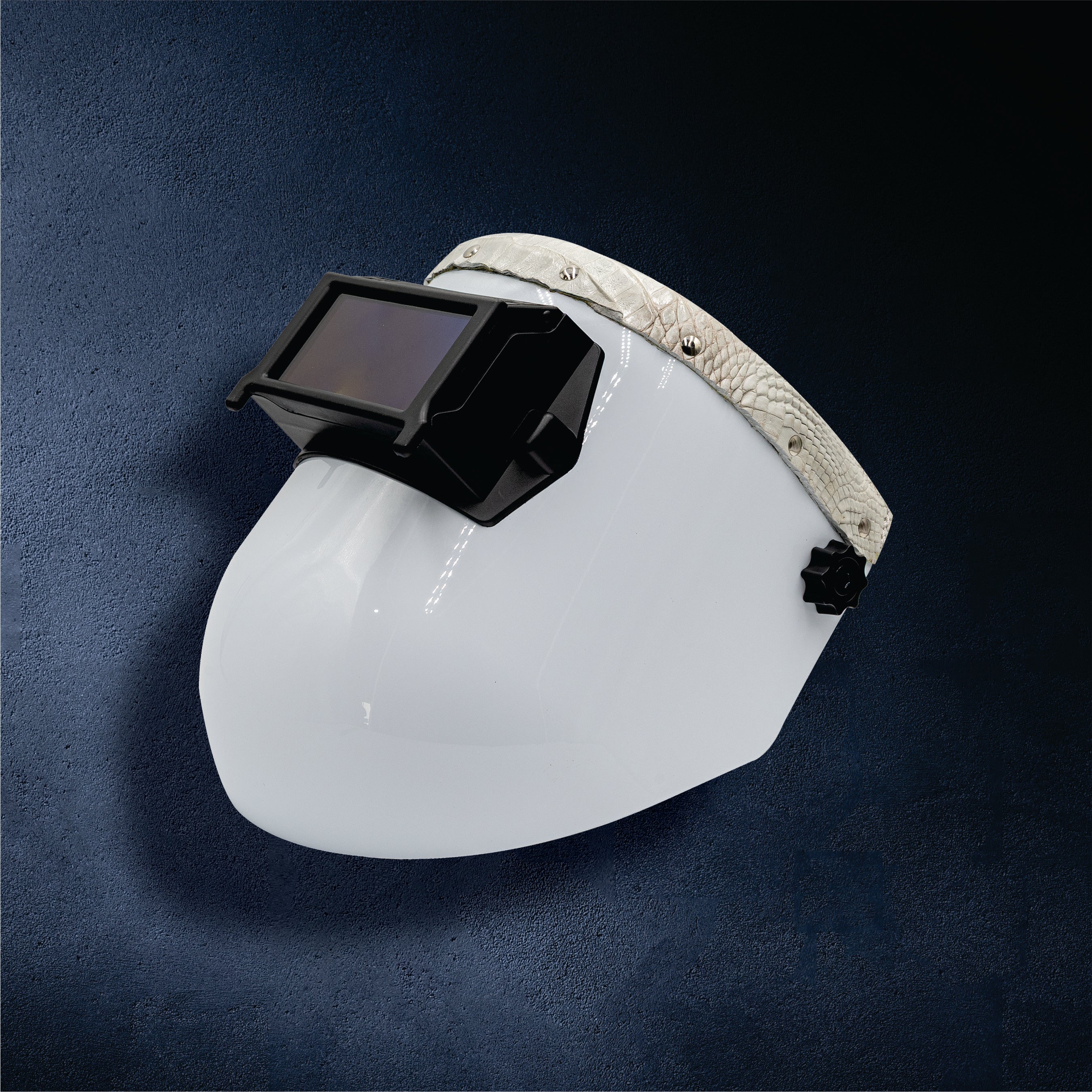 Outlaw Leather Proliner — White Shell with Natural Caiman